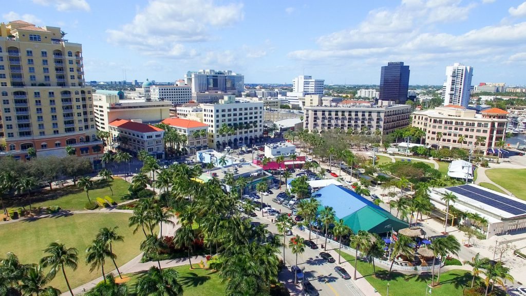 Vista aérea de los sitios históricos y culturales más destacados de Palm Beach