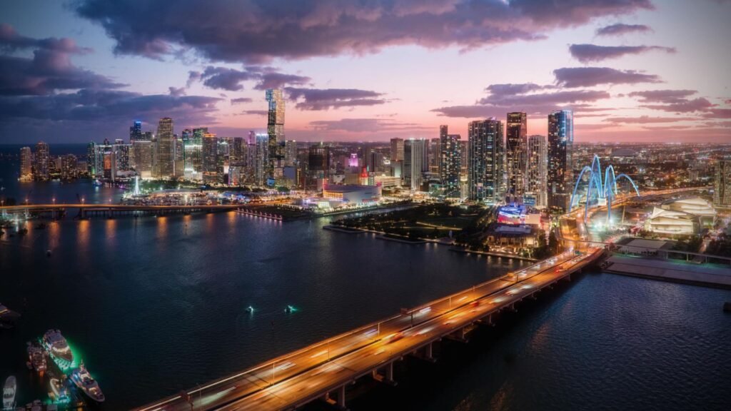 Vista panorámica de Miami con el icónico rascacielos Waldorf Astoria Residences destacando en el horizonte.