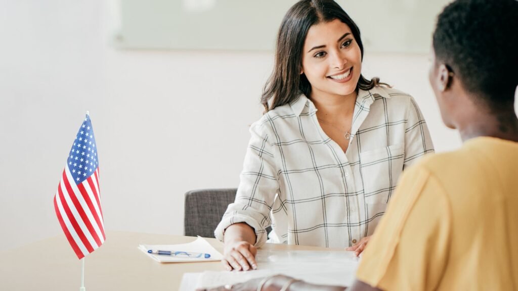 Carreras que NO se homologan para trabajar en la Florida: Guía 2025 para profesionales que buscan establecerse en Palm Beach, Florida 2 Entrevista laboral para trabajo que no requiere homologación